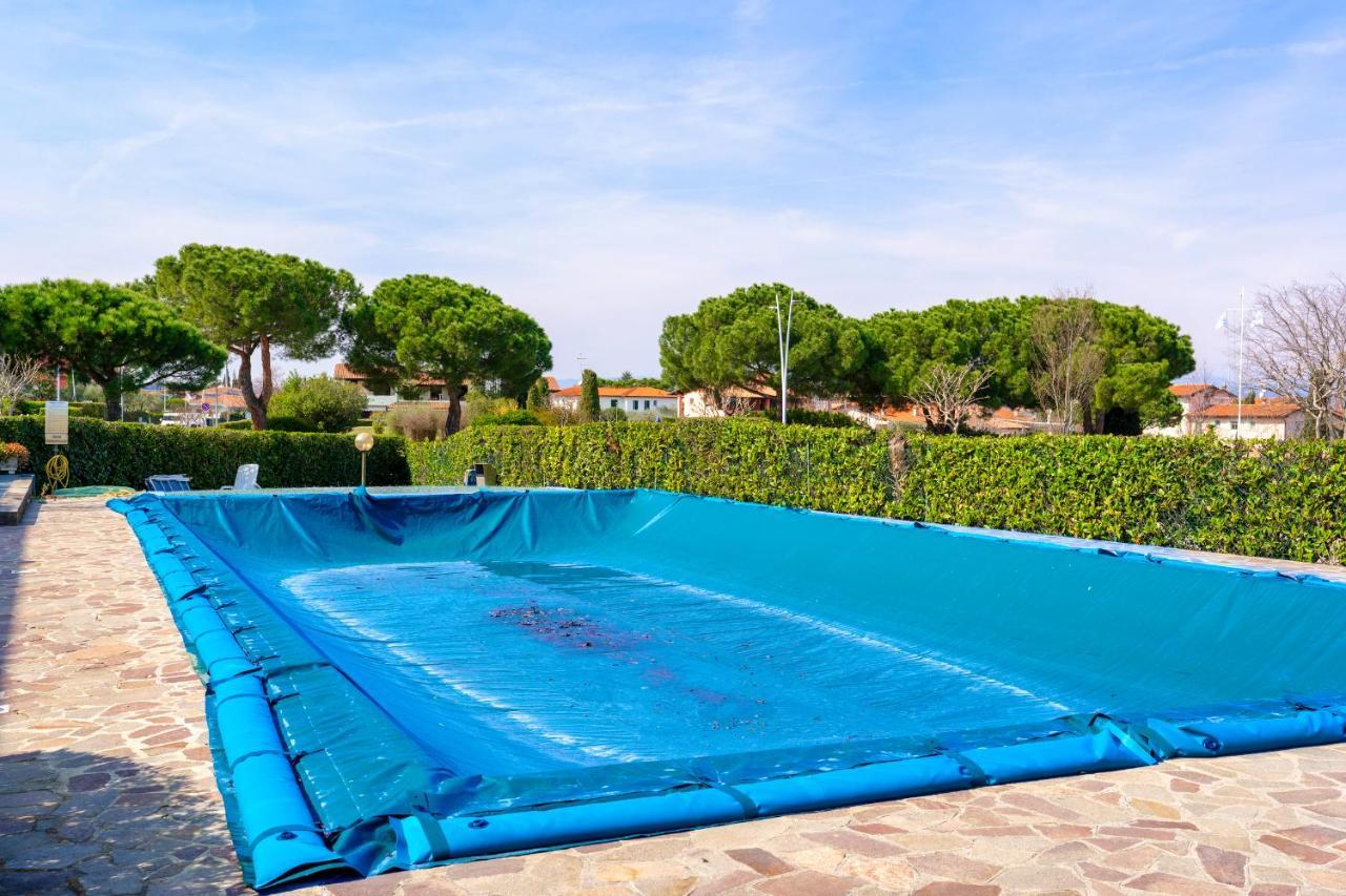 Azzurra Suite - Monolocale Con Piscina E Wifi Sirmione Kültér fotó