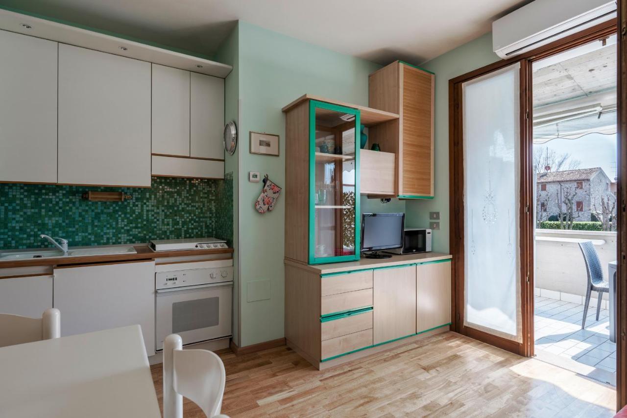 Azzurra Suite - Monolocale Con Piscina E Wifi Sirmione Kültér fotó