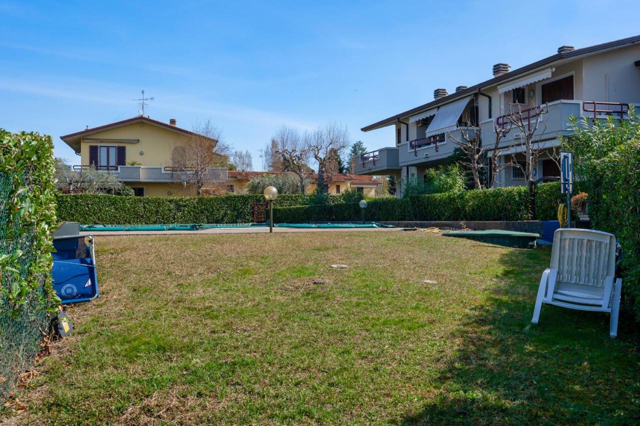 Azzurra Suite - Monolocale Con Piscina E Wifi Sirmione Kültér fotó